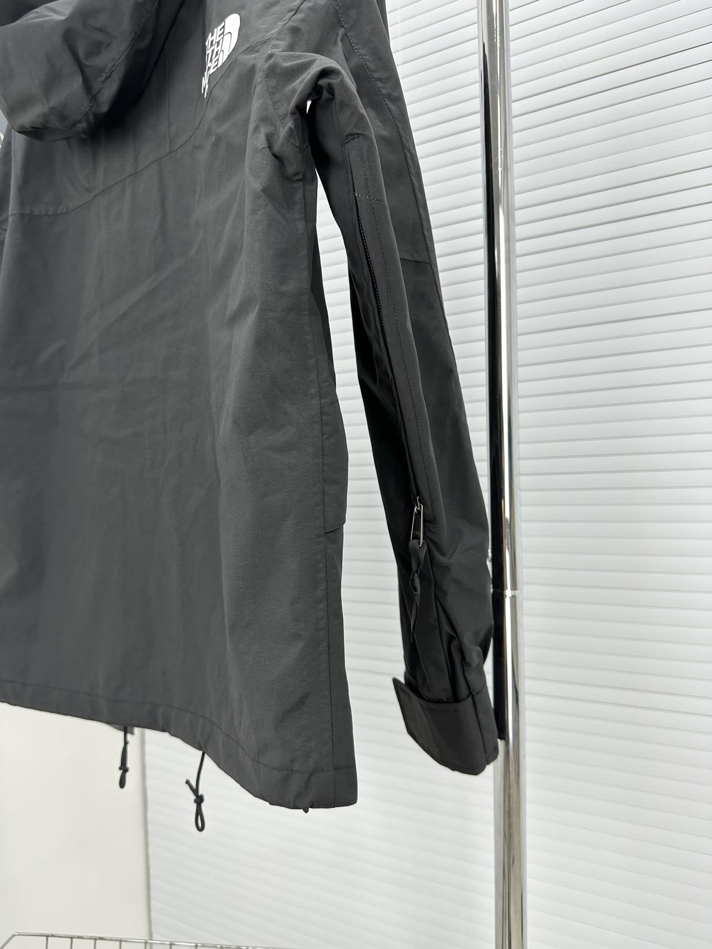 The North Face 1986 Mountain Jacket NF0A5J5N
